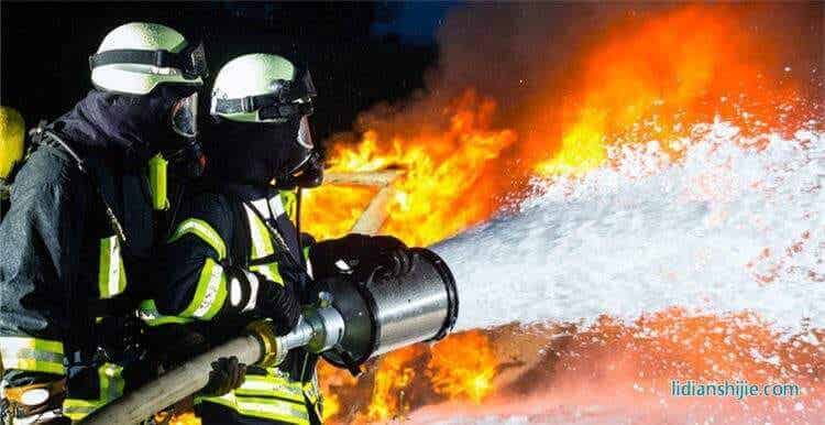 2009年11月7日發(fā)生在加拿大特雷爾市的鋰離子電池回收倉庫火災