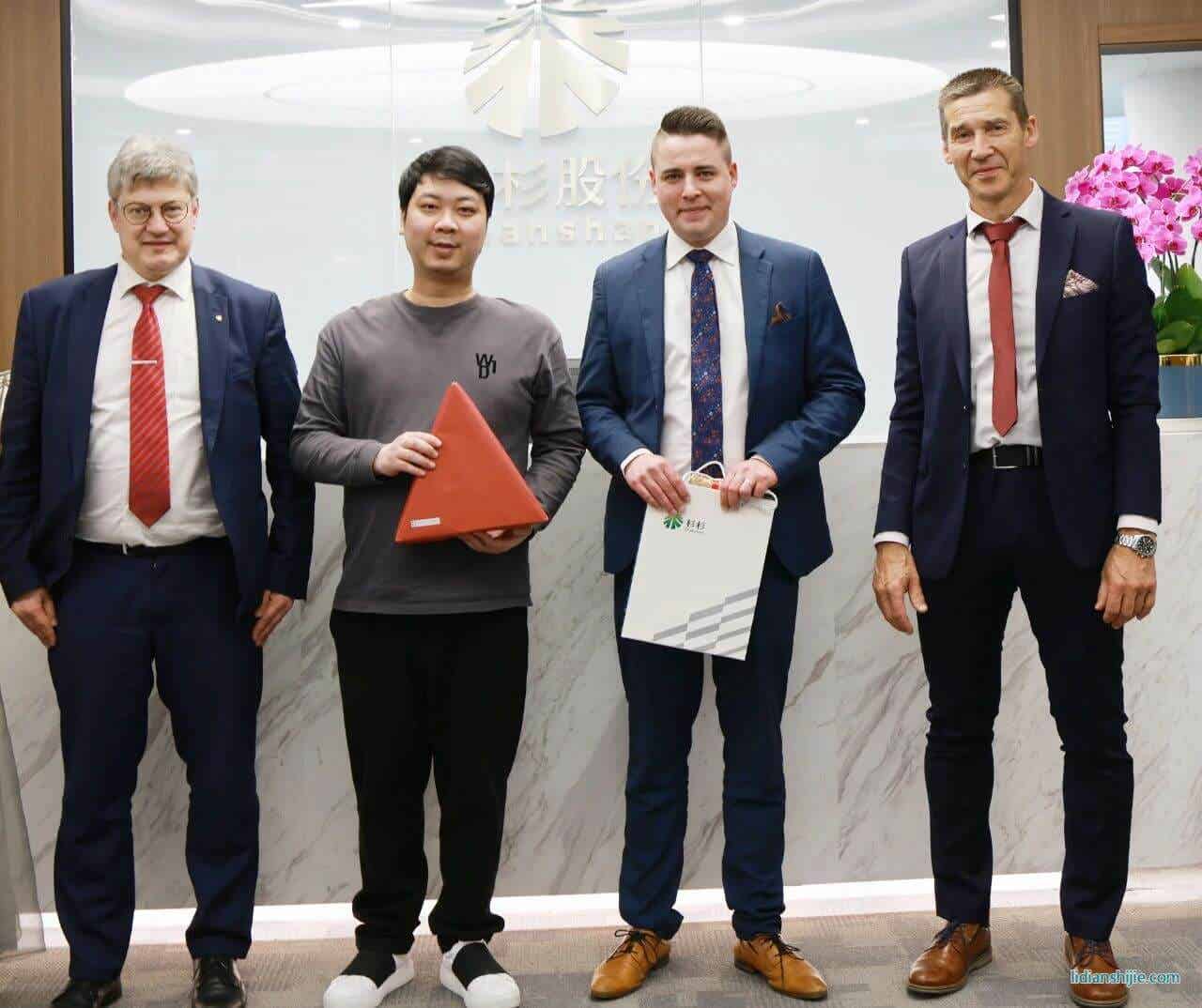 4月19日，芬蘭科斯霍爾姆市議會主席Christoffer Ingo、市長Rurik Ahlberg、技術總監Ben Antell及芬蘭投資署成員一行蒞臨杉杉