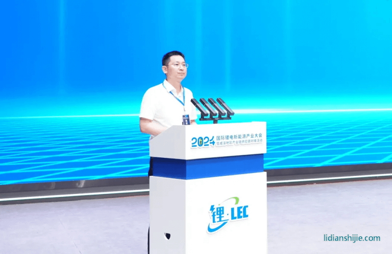 遂寧市委常委，射洪市委書記譚曉政主持開幕式