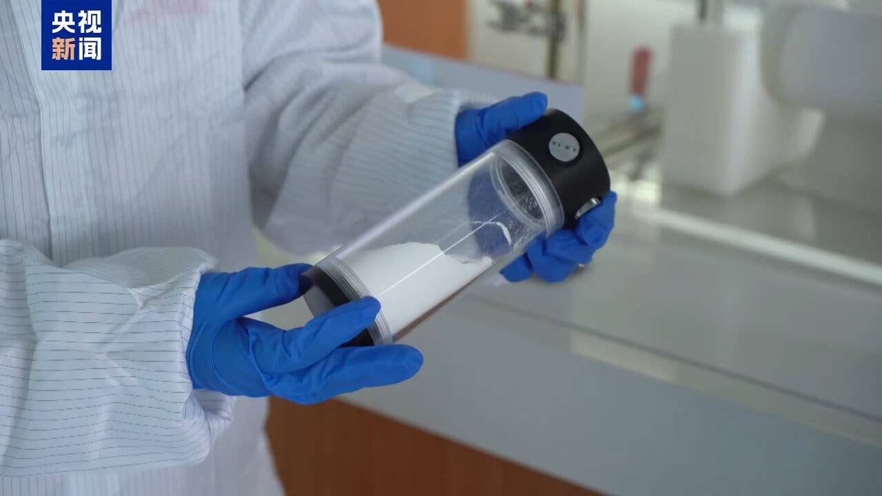 國(guó)內(nèi)首條全固態(tài)電池產(chǎn)線建成